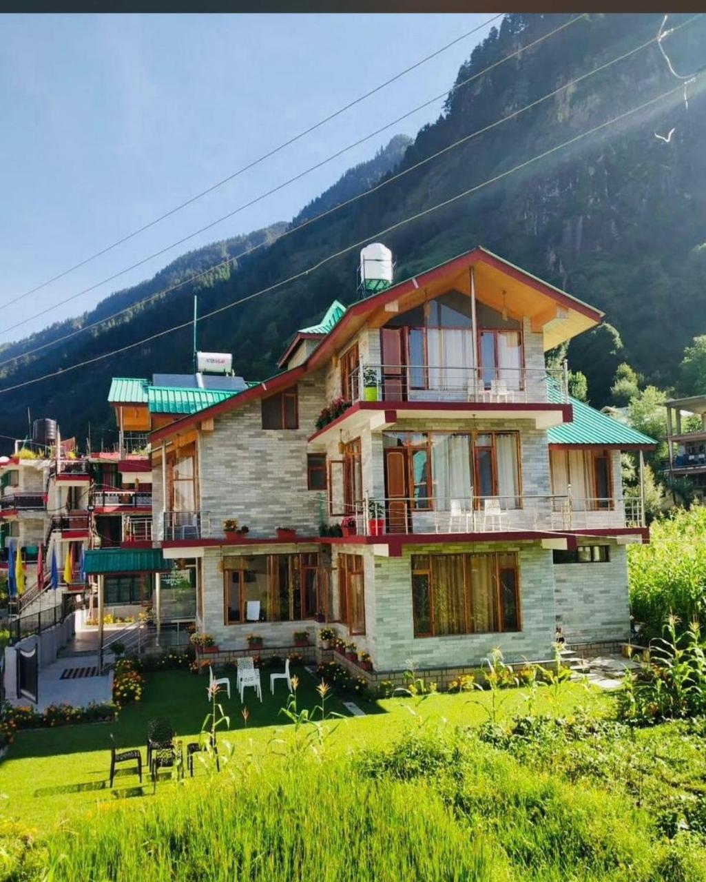 Hotel Himachal Heights Manāli Exterior foto